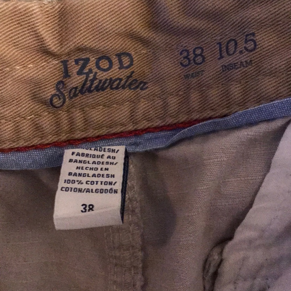 IZOD Cargo Shorts - Picture 3 of 6